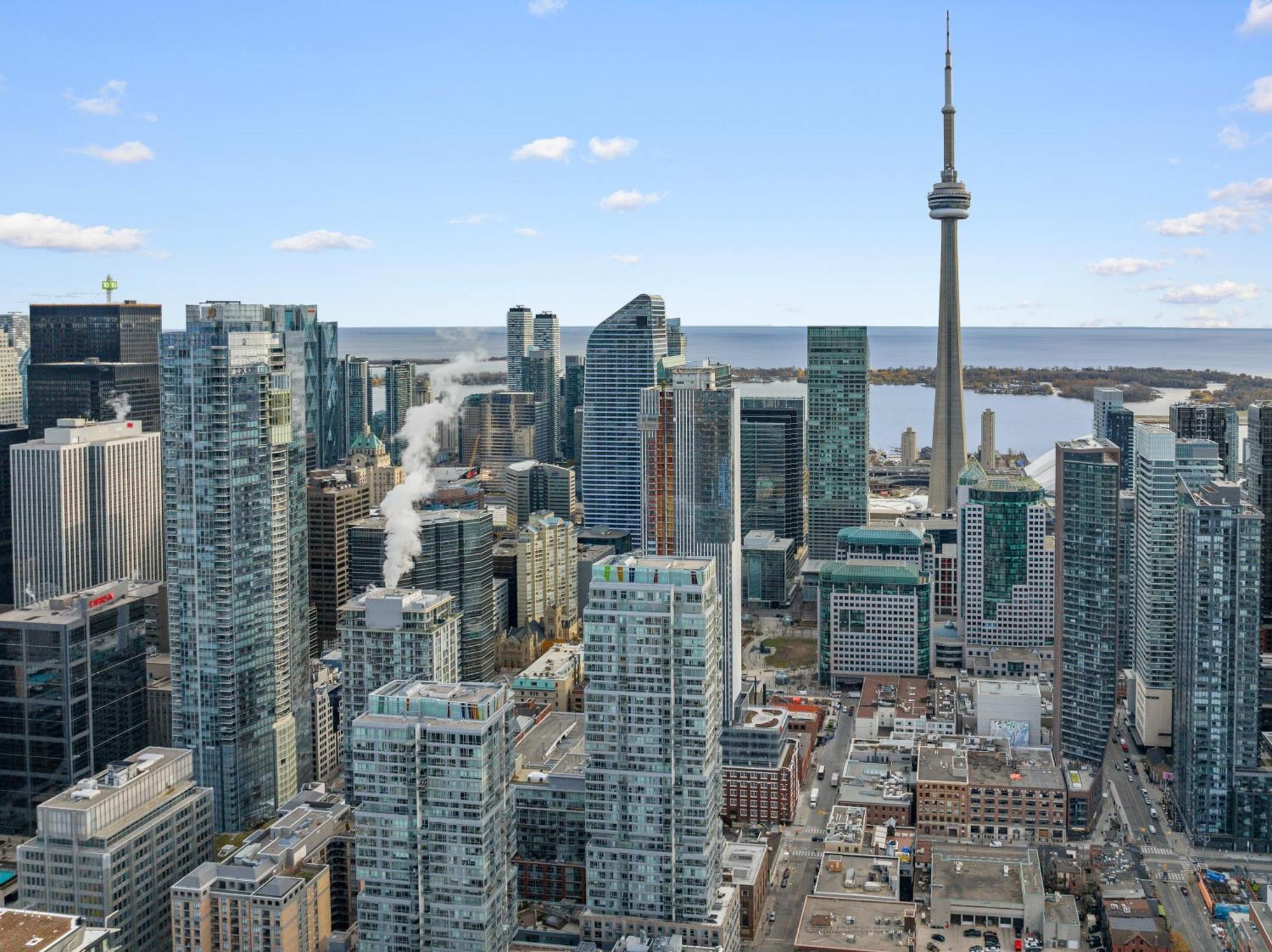 Nobu - Toronto's Entertainment District Apartment *