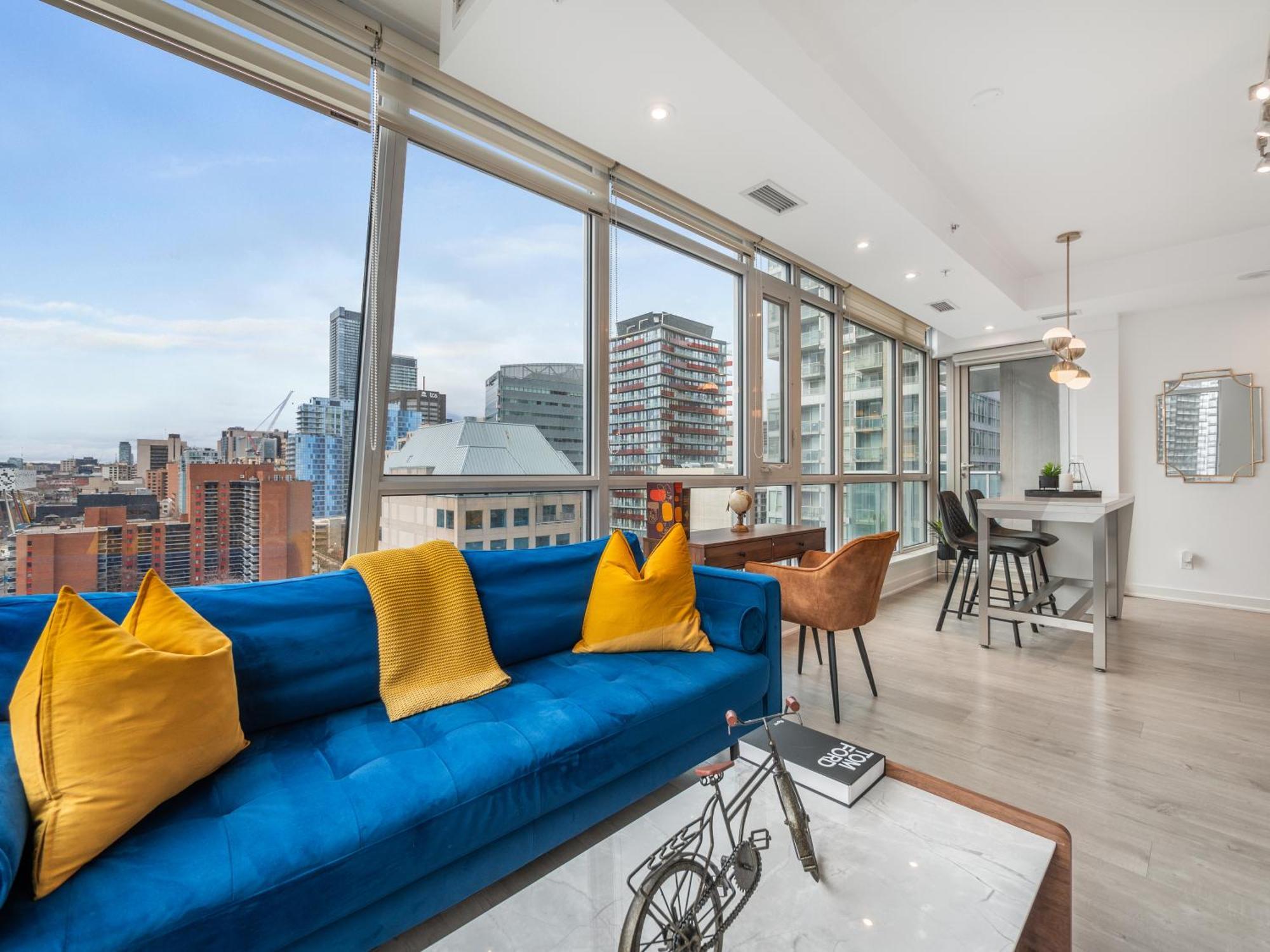 Apartment Nobu - Toronto's Entertainment District *