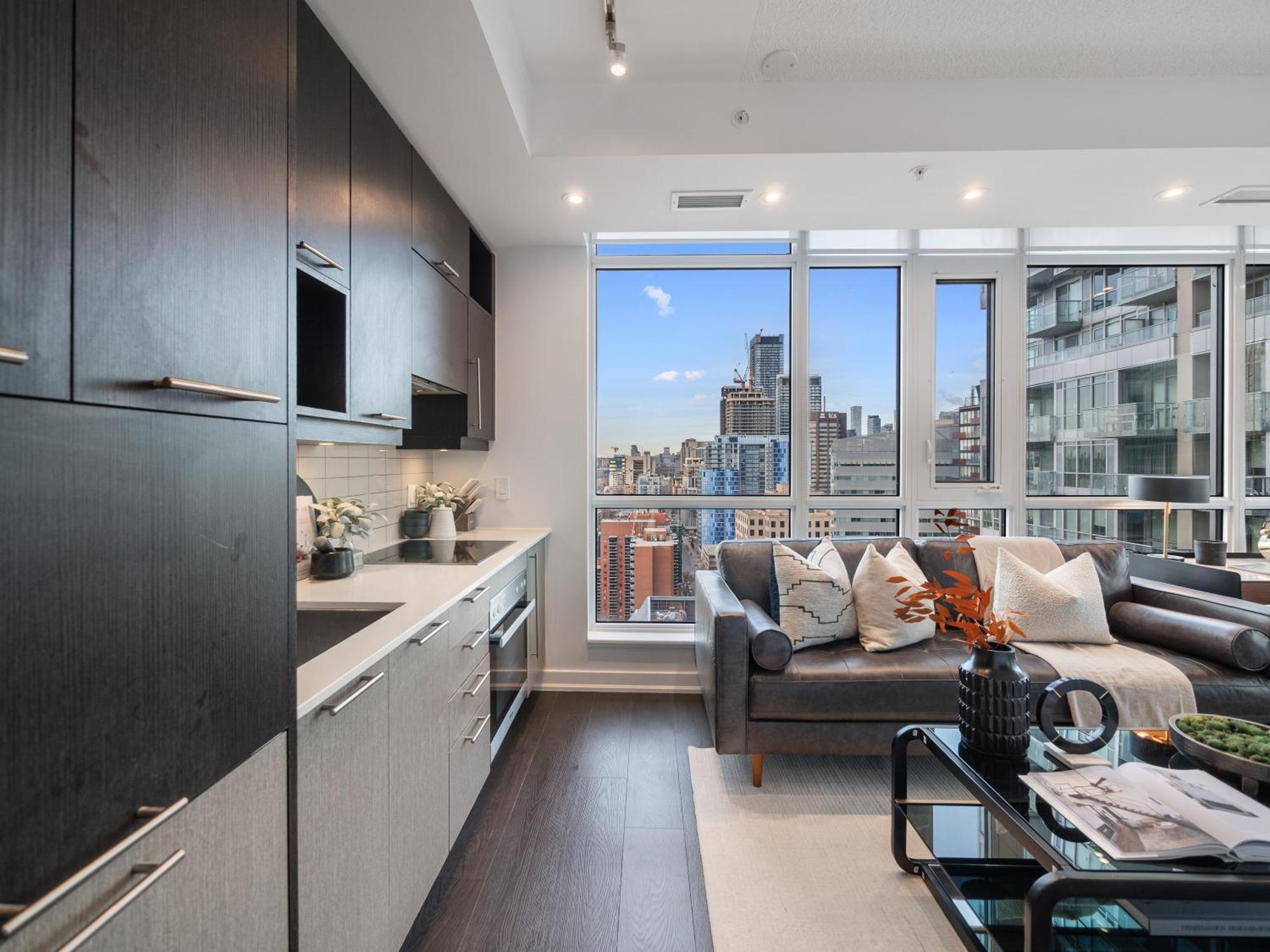 Nobu - Toronto's Entertainment District Apartment *