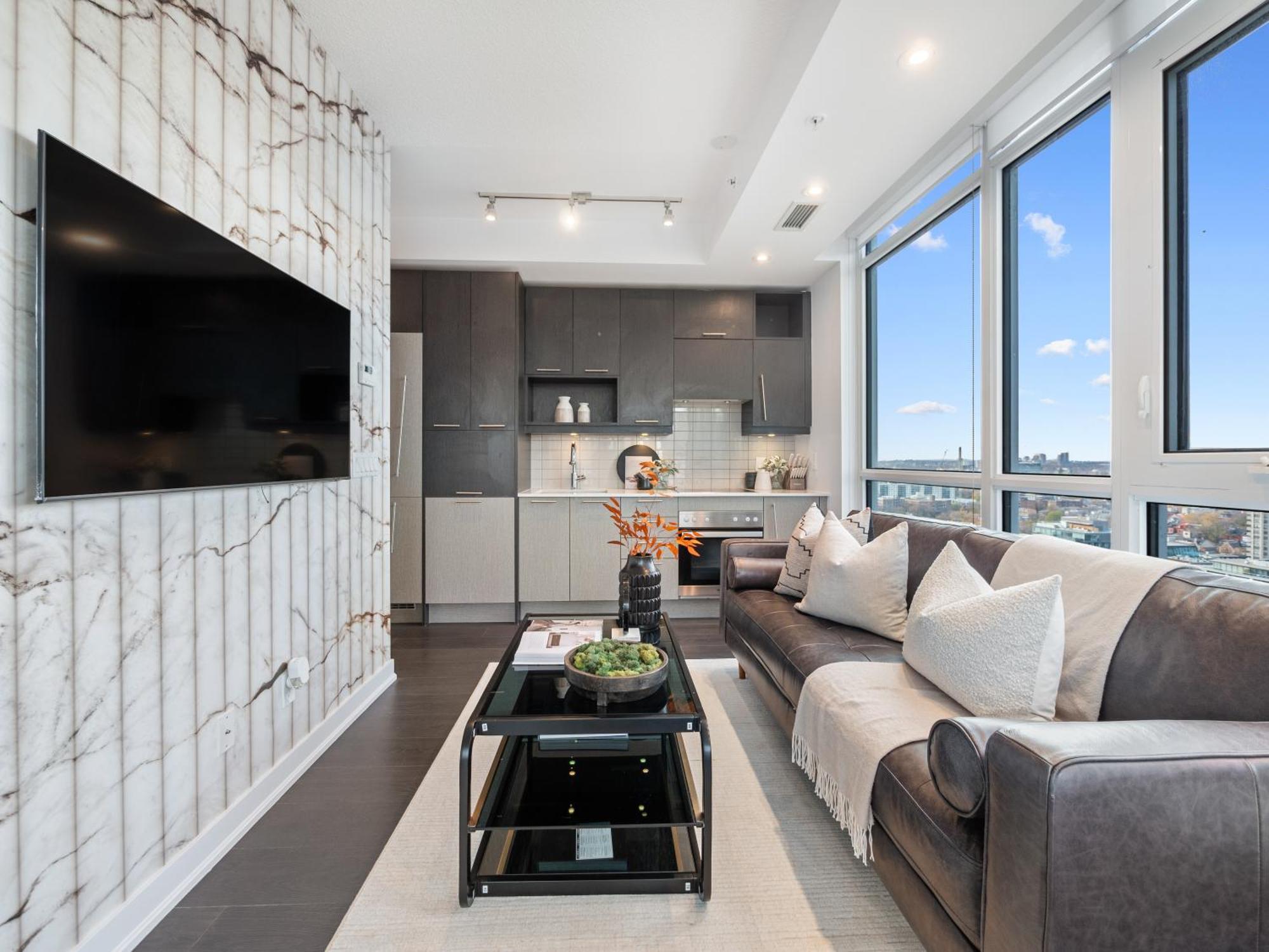 Nobu - Toronto's Entertainment District Apartment *